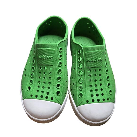 Native Green Jefferson Slip-On Shoes Size: 9 - Picture 1 of 4